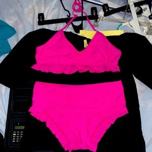 Pink Shein high waisted ruffle detailing NWOT(didn’t come with any) size large